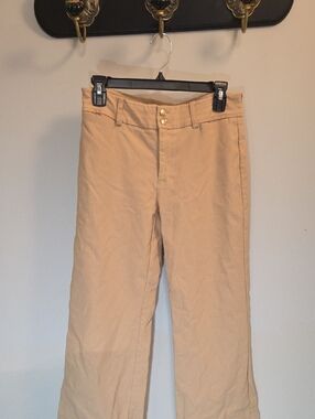 Chico's Beige Capris with Double Gold Buttons (Yy16)